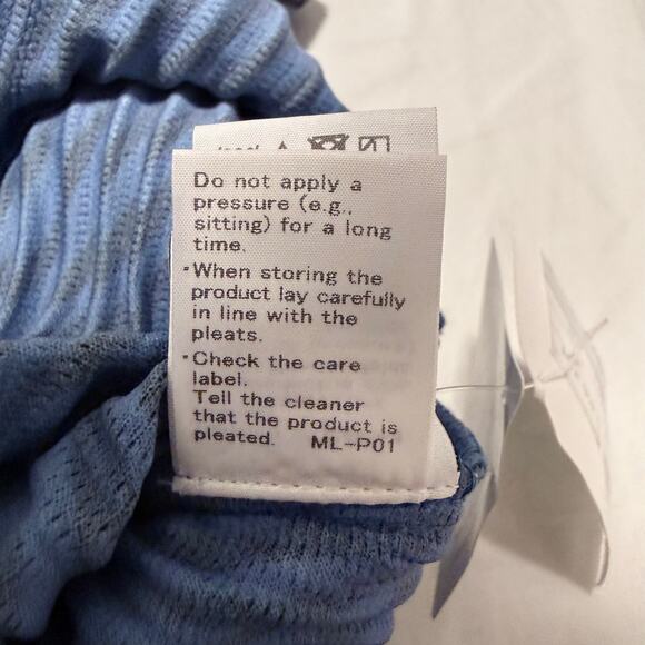 NWT Homme Plissé Issey Miyake Minimalism Sleeveless Shirt | Size 3 = L - Picture 6 of 7